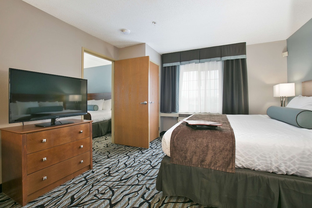 Suite, Multiple Beds, Non Smoking, Refrigerator & Microwave (with Sofabed) - Photo 6