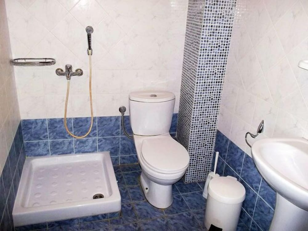 Standard Triple Room photo 3