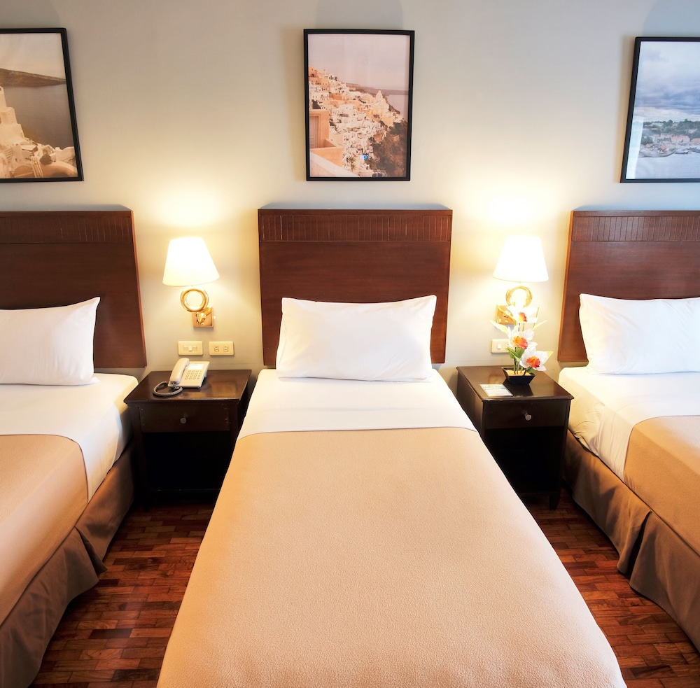 Deluxe Triple Room, 3 Twin Beds - Photo 6