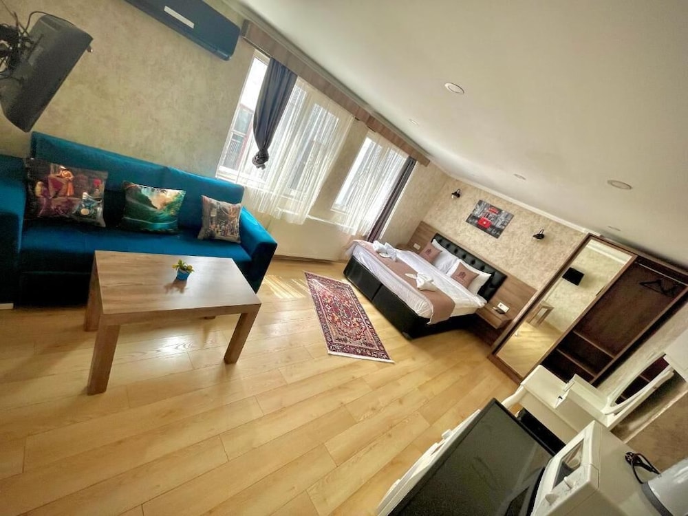 APART DOUBLE ROOM photo 2
