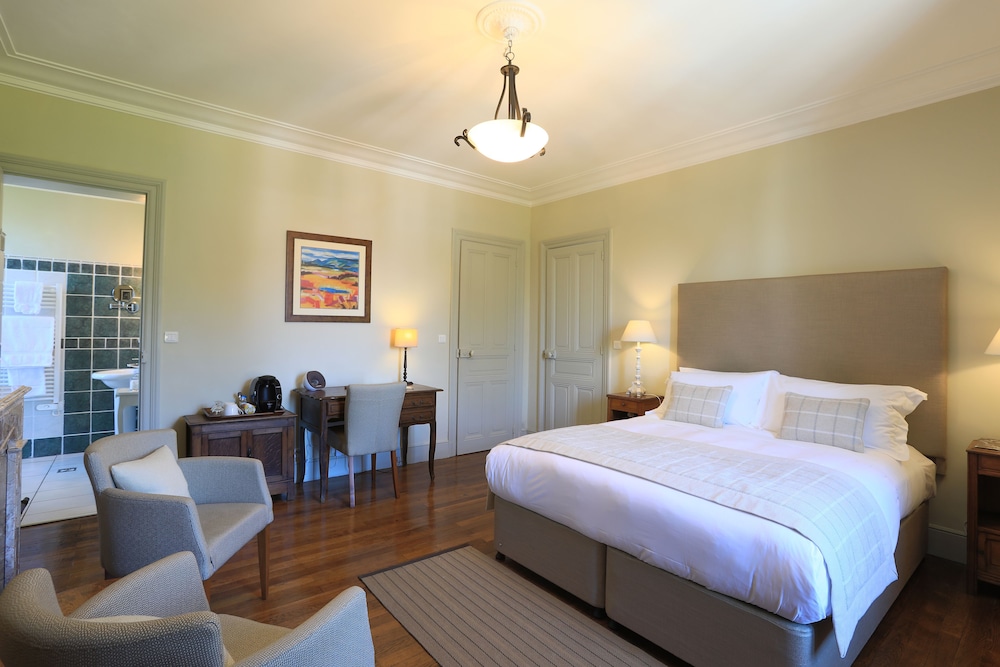 Classic Double Room, 1 Queen Bed photo 3