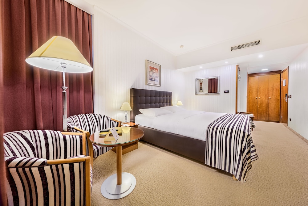 Standard Double Room, 1 King bed