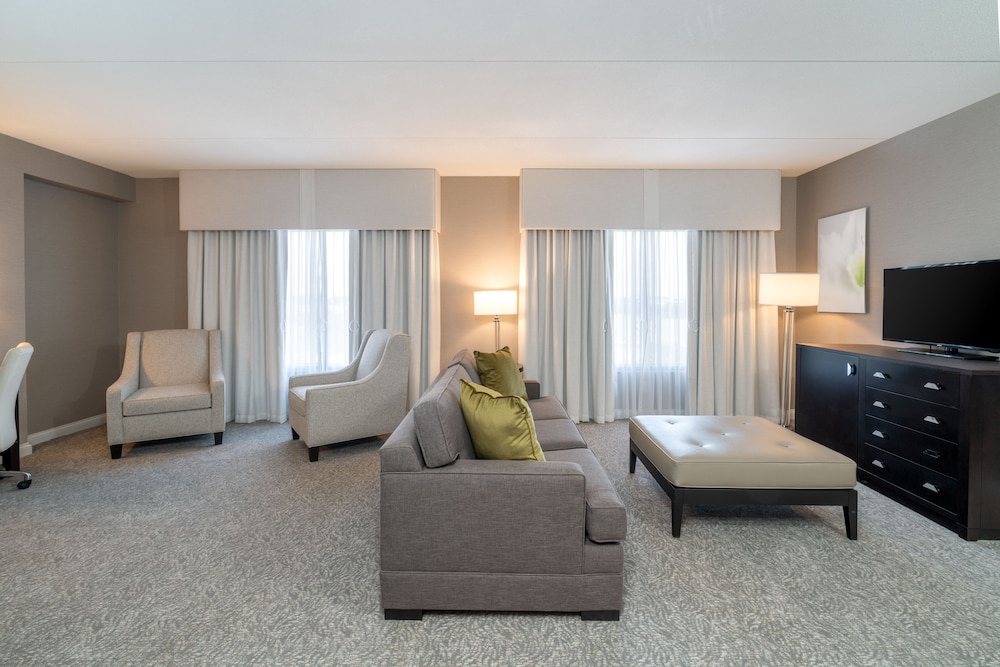 Suite, 1 King Bed (Extra Living Area) - Photo 1