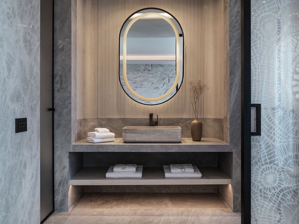 DELTA Room with Outdoor Jacuzzi & Sea View - Photo 7