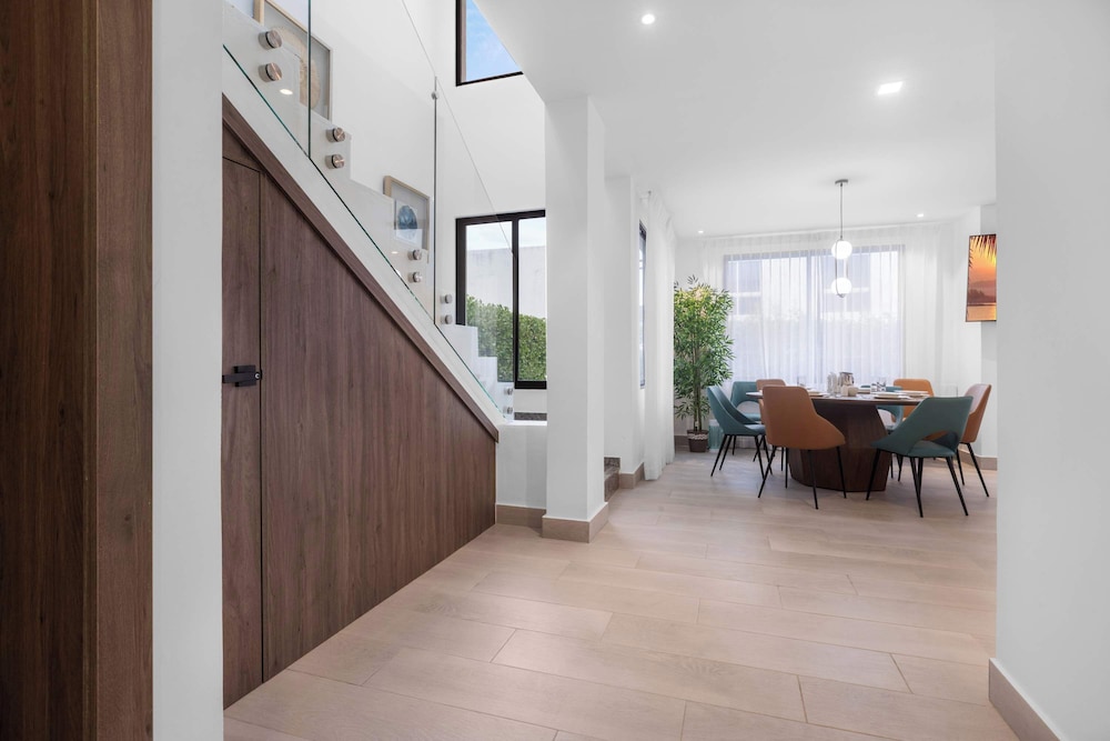 House, Multiple Beds, Patio, City View (VISTA PARK CASA D)