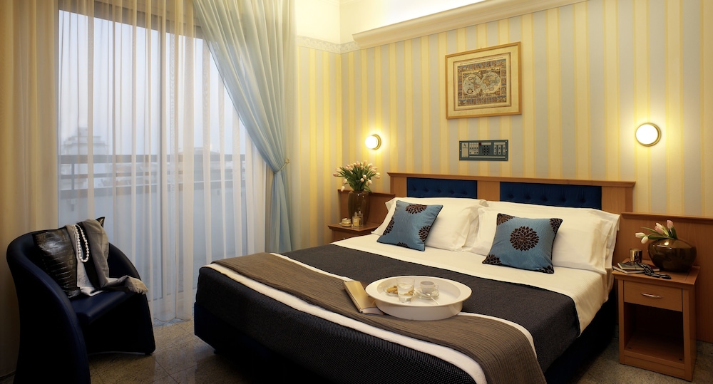 Classic Triple Room - Photo 3