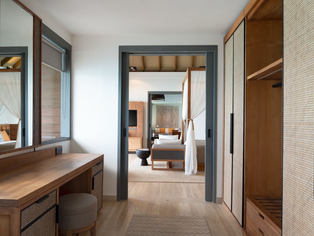 One Bedroom Over Water Pool Residence