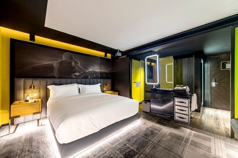 Comfort Double Room, City View