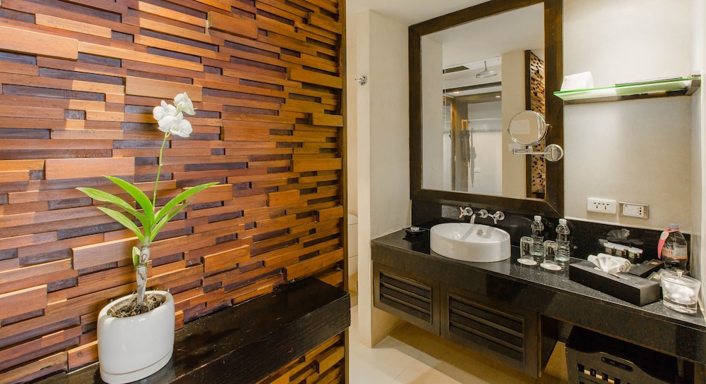Superior Room, 1 Bedroom - Photo 7