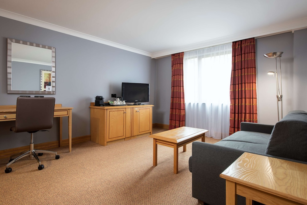 Junior Suite, 1 King Bed - Photo 4