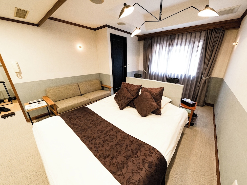 Deluxe Double Room, Smoking - Photo 2