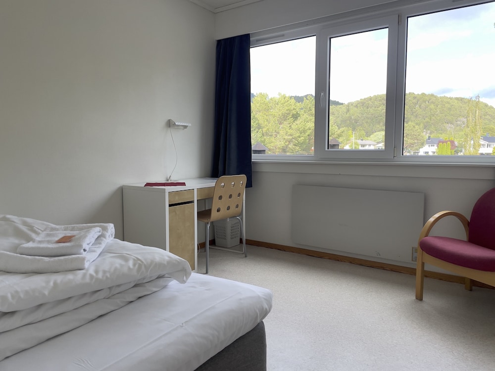 Basic Single Room photo 2