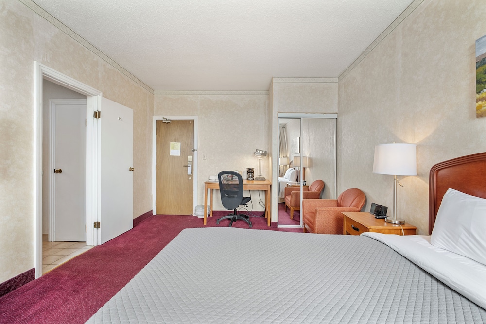 Basic Double Room photo 2