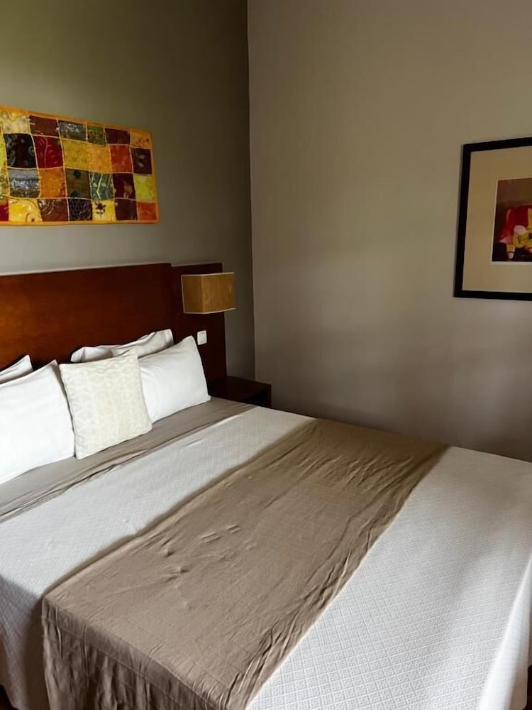 Standard Double or Twin Room photo 3