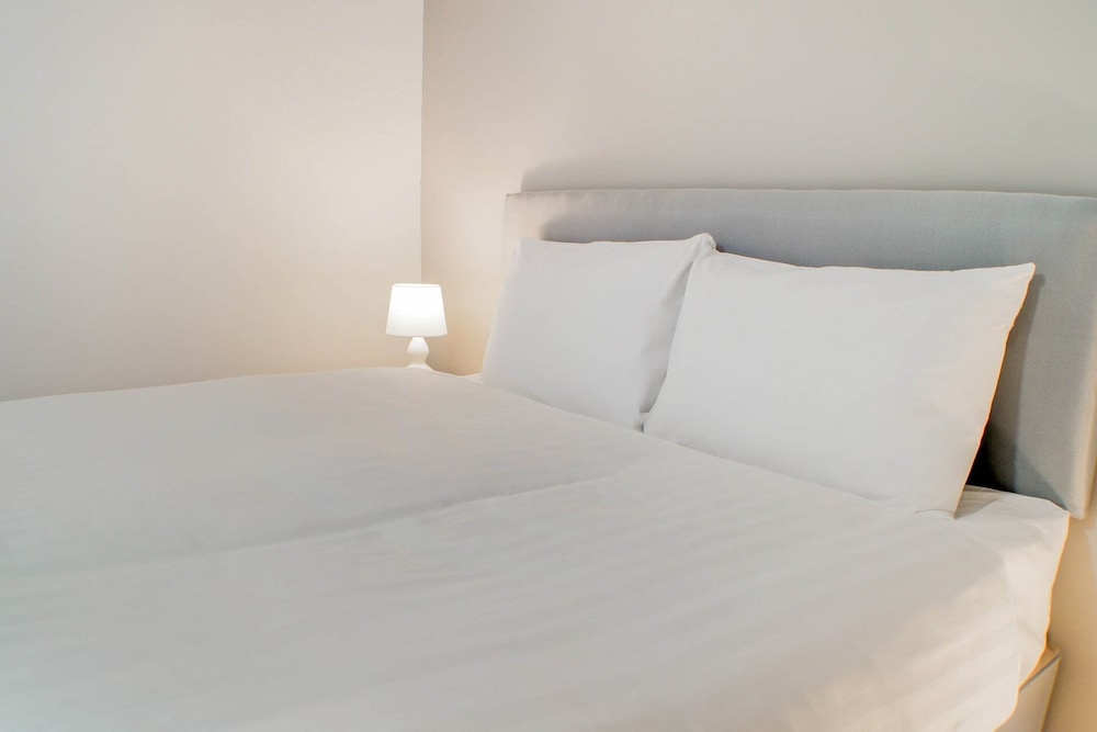 Deluxe Double Room, 1 Double Bed photo 3