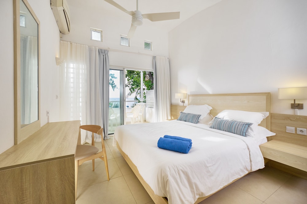 Apartment, 2 Bedrooms, 2 Bathrooms, Partial Sea View