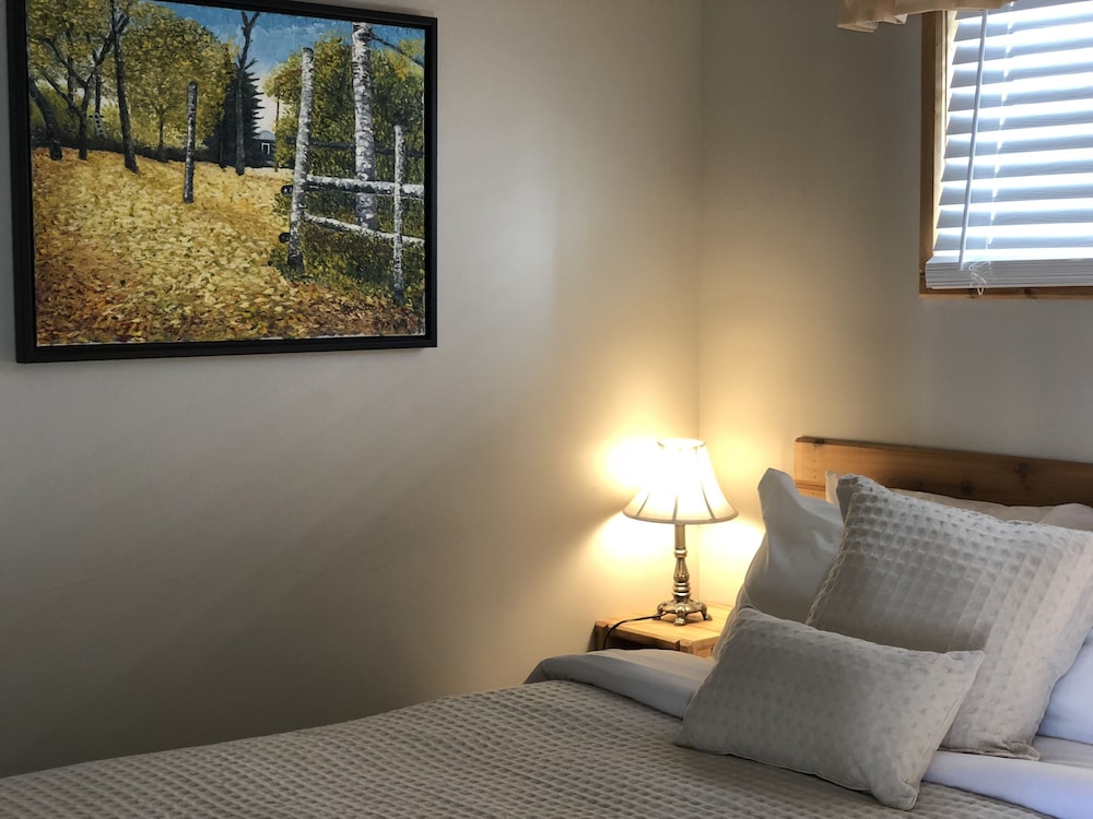 Cottage, 1 Queen Bed, Kitchenette (#4) photo 1