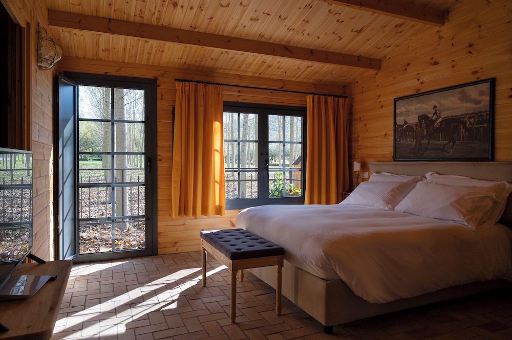 Cabin photo 2