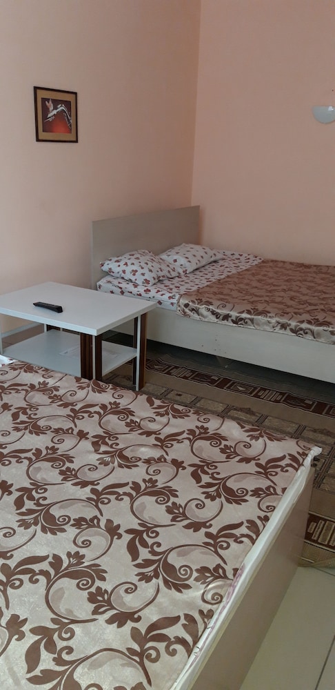 Family Room, 2 Queen Beds, Non Smoking