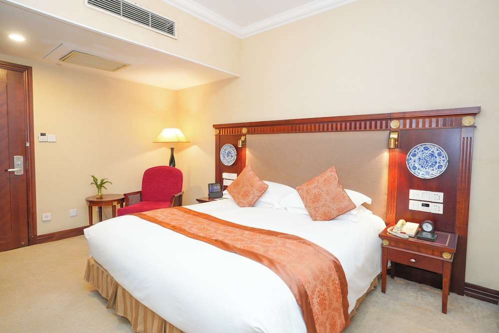 Elegant City View Double Room