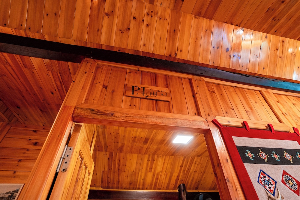 Superior Room (No view) - Photo 5