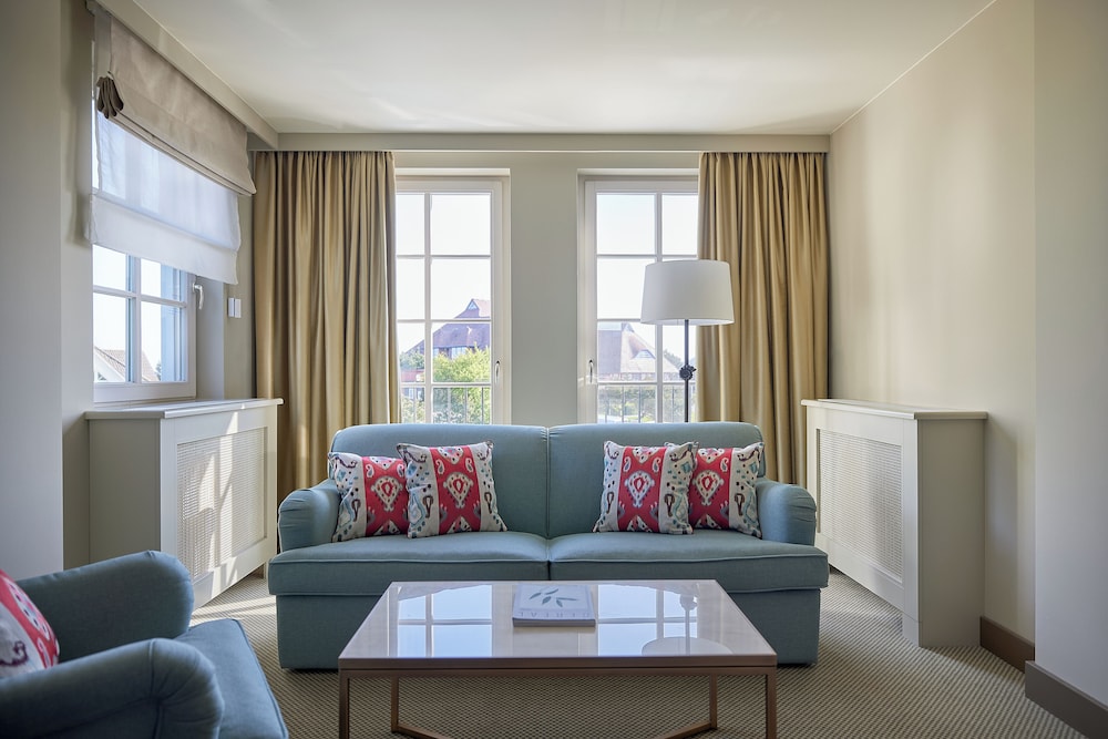 Comfort Room, Oceanfront