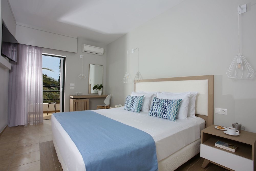 Superior Double or Twin Room, Garden View - Photo 1