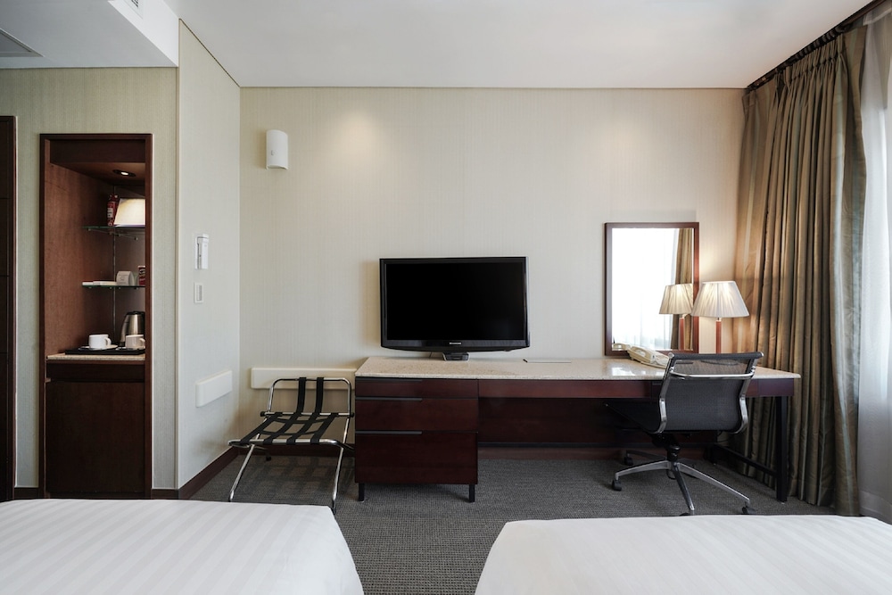 Standard Room, 2 Twin Beds (3 paxs to be booked until 3PM) - Photo 4