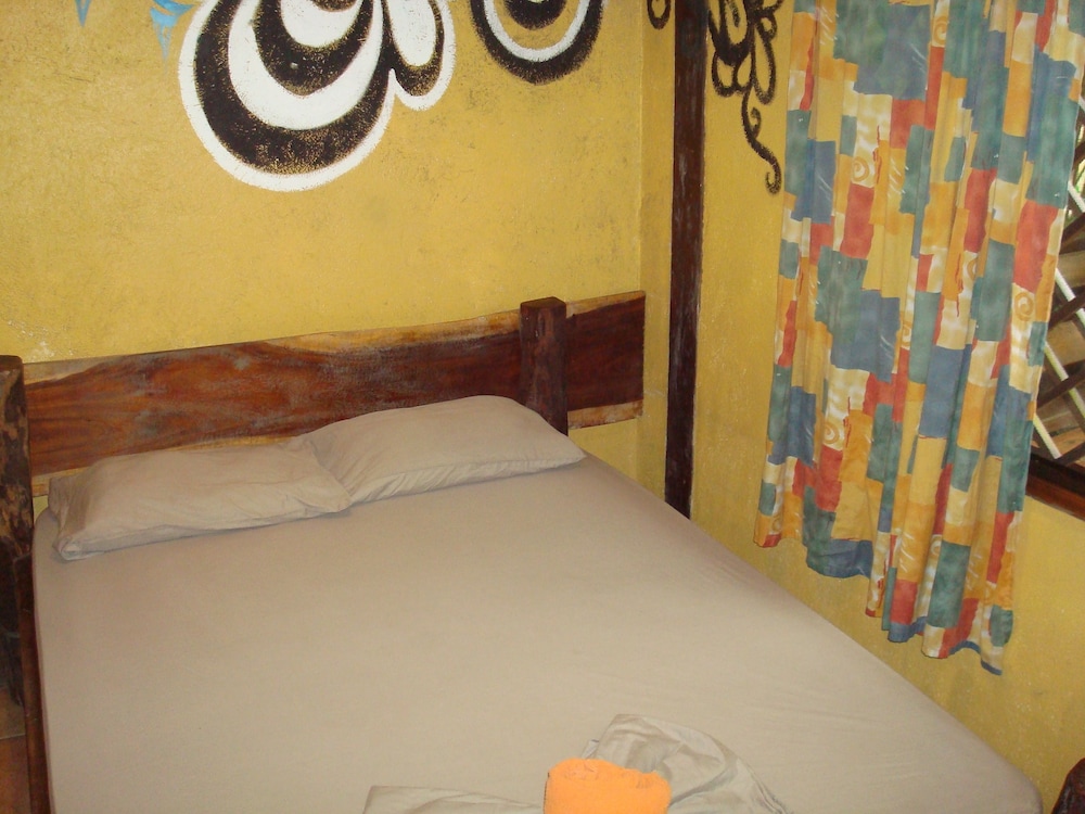 Standard Room, 1 Bedroom, Garden View