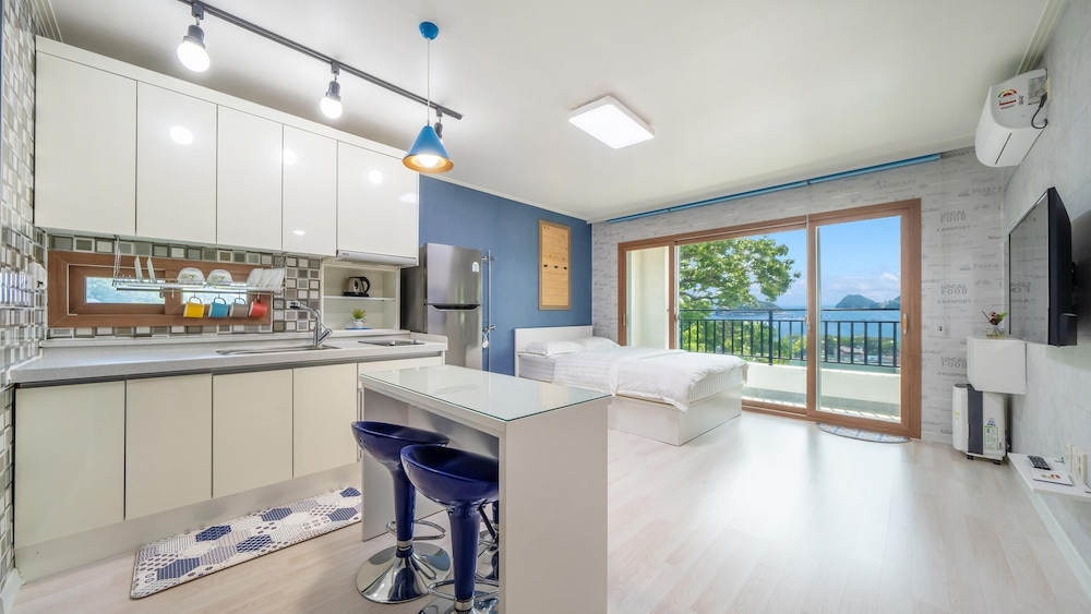 Basic Room, 1 Bedroom (C3) - Photo 1