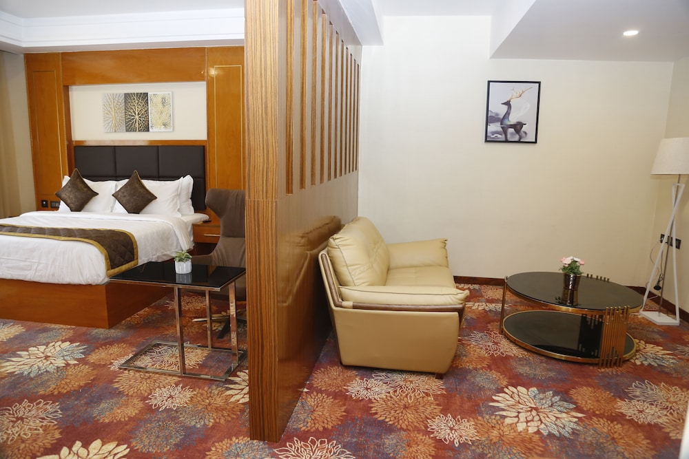 Studio Suite, Non Smoking, Pool Access