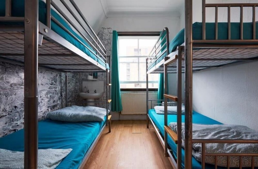 Bed in a Shared 4-bed Female Dormitory photo 2