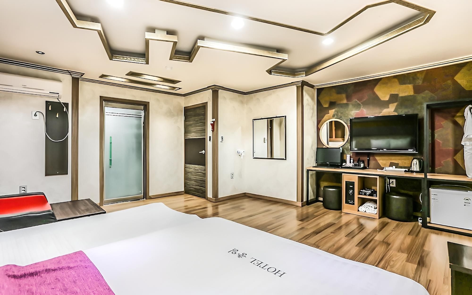 Room (Special Room) - Photo 5