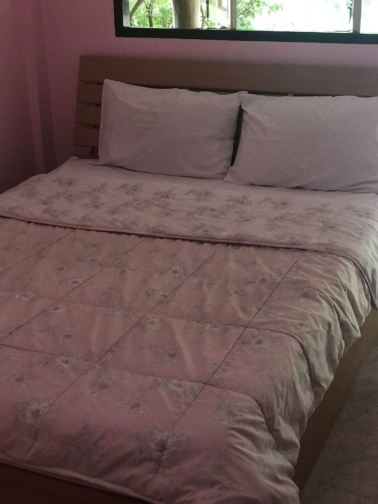 Standard Room, 1 Queen Bed photo 1