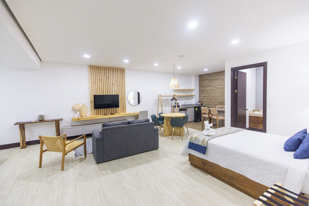 Family Studio Suite photo 3