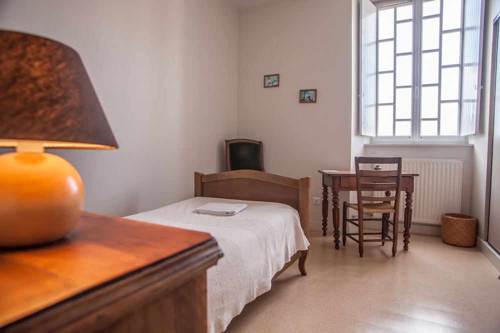 Basic Single Room photo 3