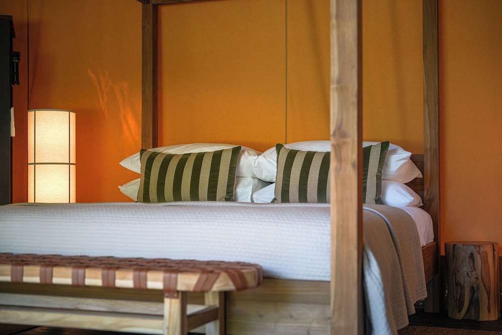 Couples Glamping photo 2