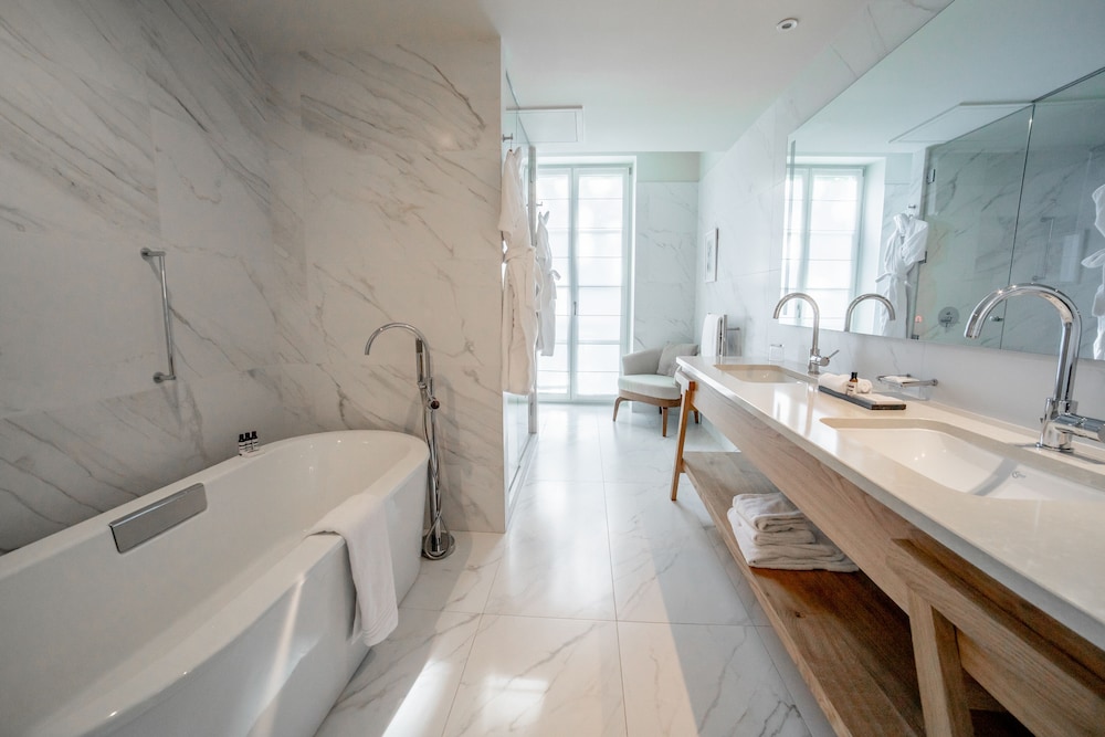 Superior Suite photo 3