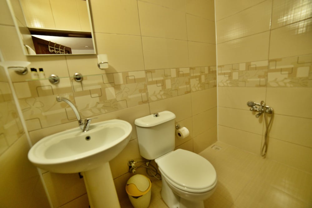Classic Triple Room photo 3