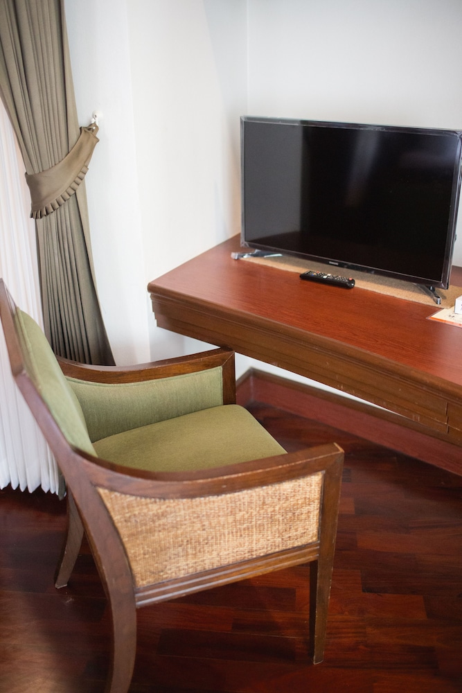 Jacuzzi Villa - Photo 3
