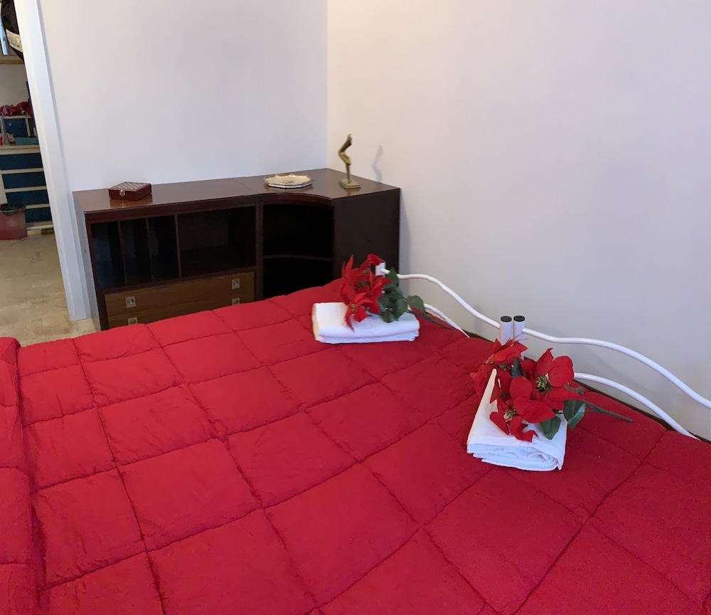 Standard Double Room, Shared Bathroom, City View photo 2