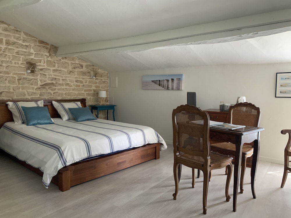 Basic Double Room (Océane) photo 3