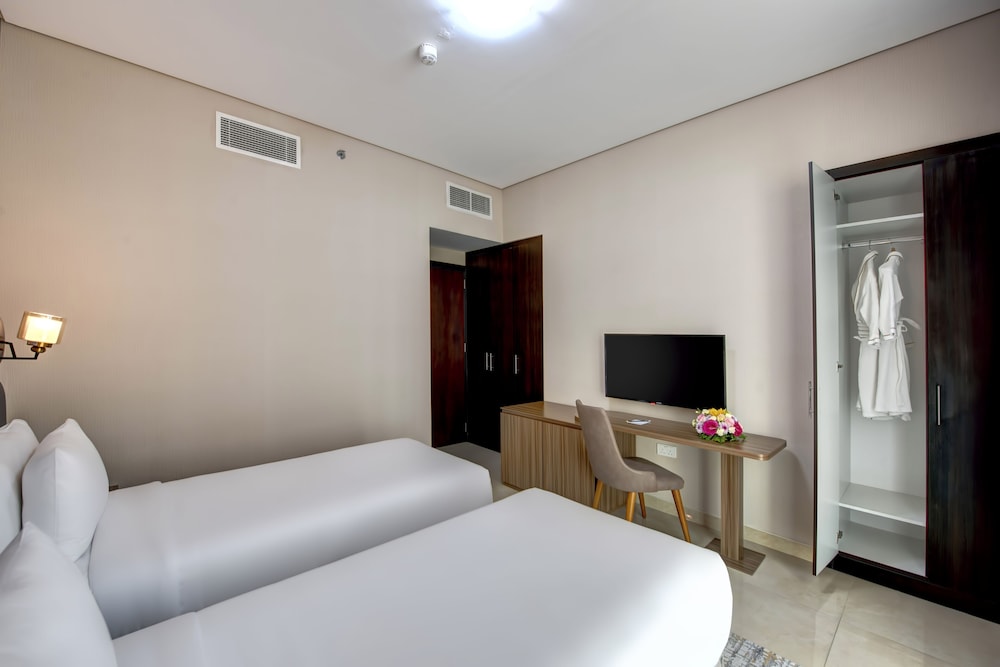 Standard Two Bedroom Apartment photo 2