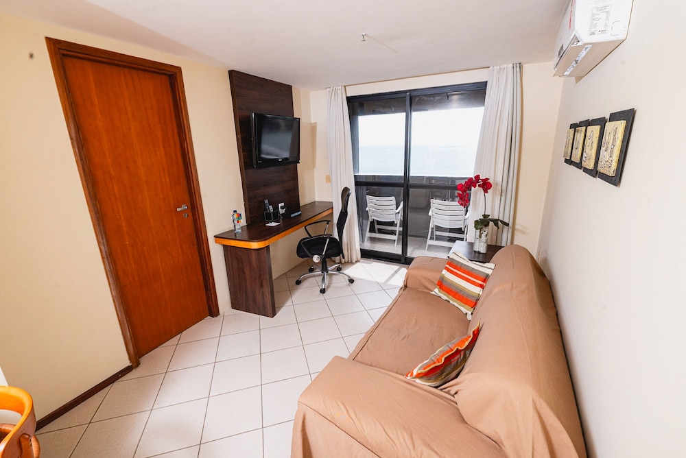 Business Double Room - Photo 8