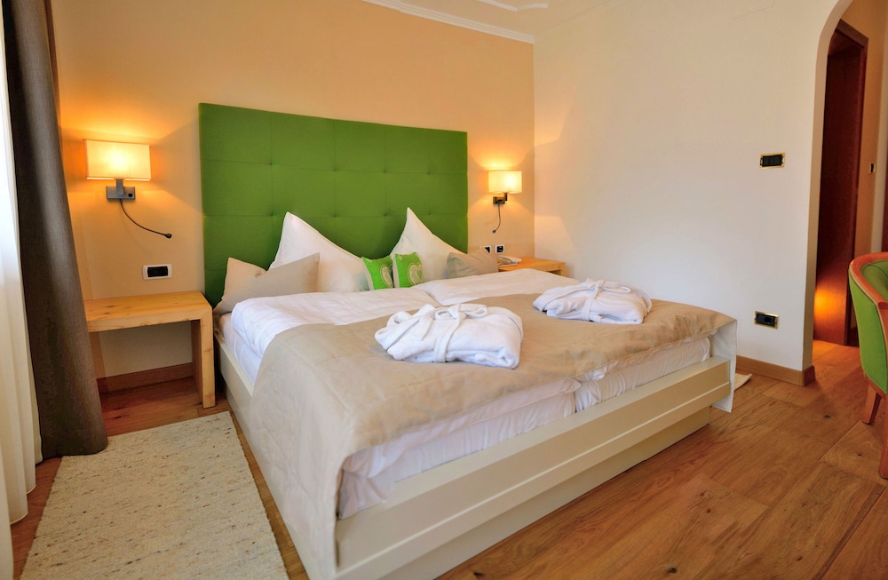 Classic Double Room, 1 Double Bed, Non Smoking photo 3