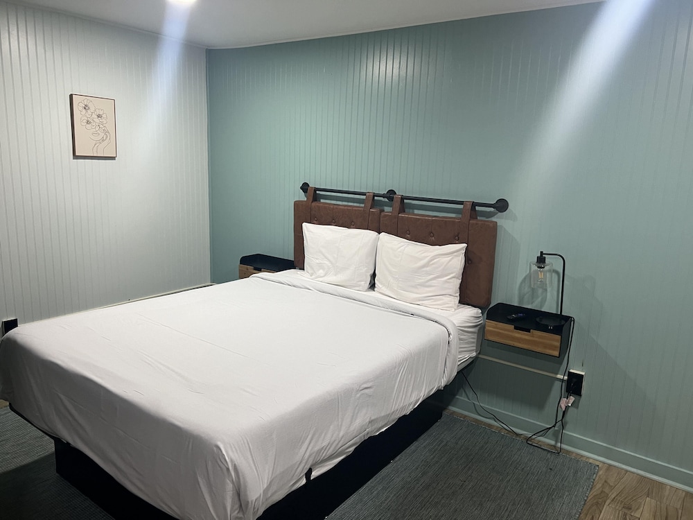Economy Single Room