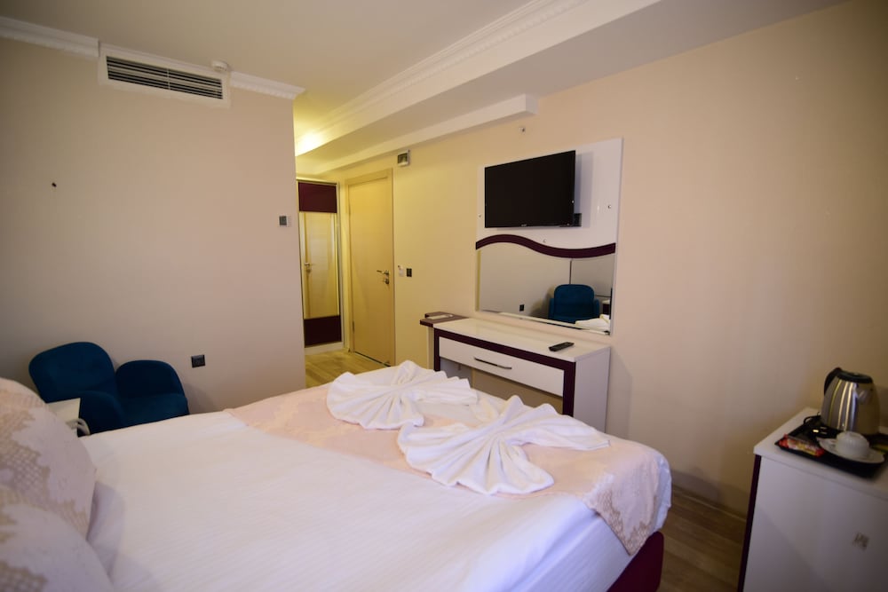 Standard Double or Twin Room, 1 Double Bed, City View - Photo 3