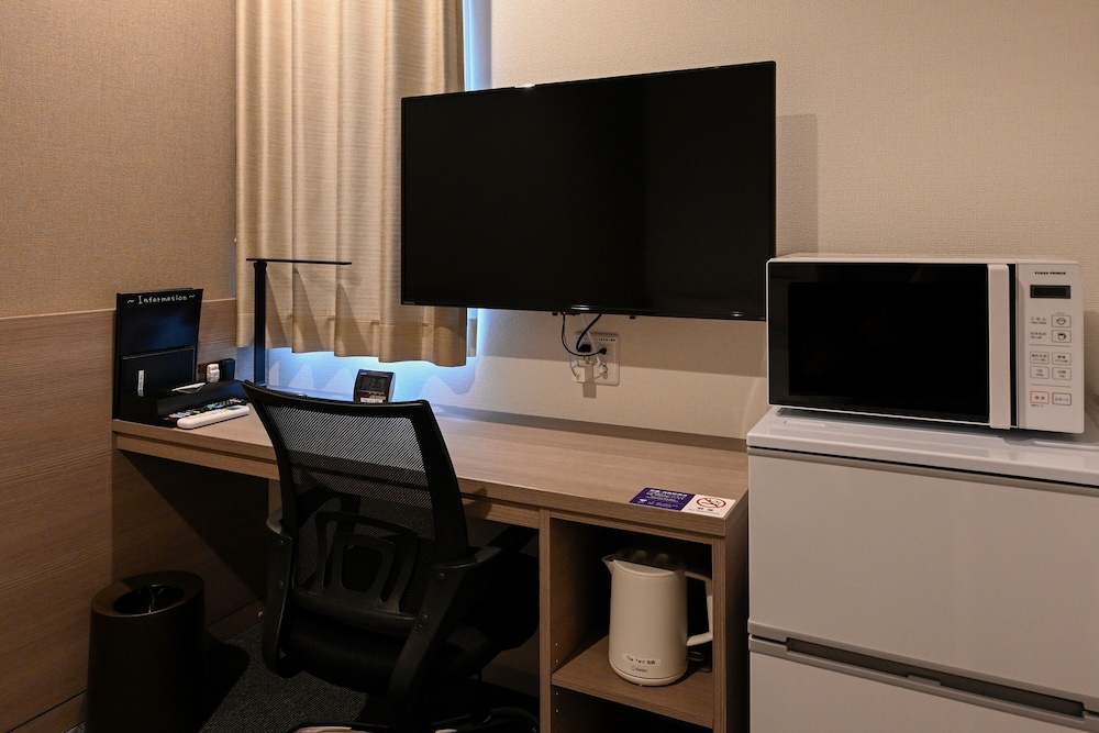 Standard Double Room, Non Smoking (check-in is not available after 11PM) - Photo 5