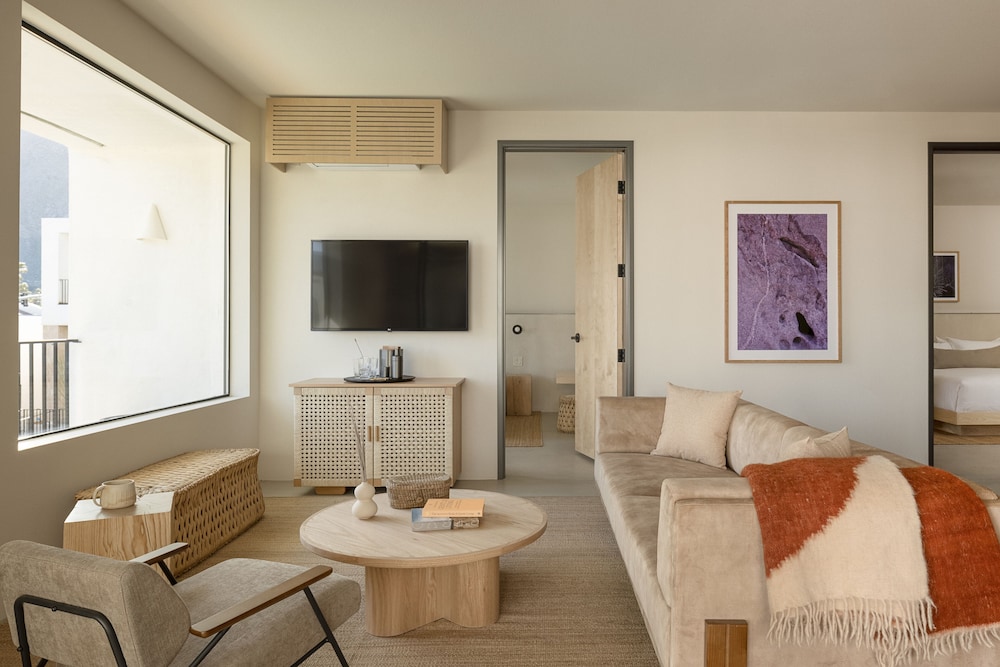 Deluxe Suite, 2 Bedrooms