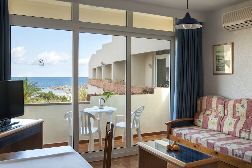 Standard Apartment, Balcony (3 persons) photo 2